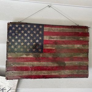 Rustic American flag wall decor
